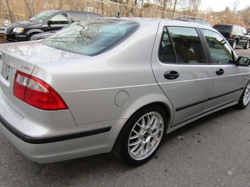 Used 2002 Saab 9-5 Aero image 17