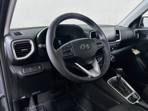 New 2026 Hyundai Venue SEL FWD image 9