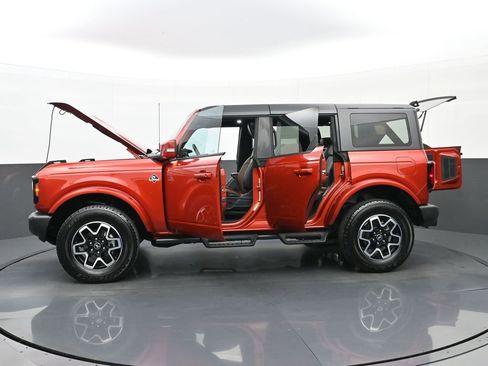 Used 2023 Ford Bronco Outer Banks AWD/4WD image 35