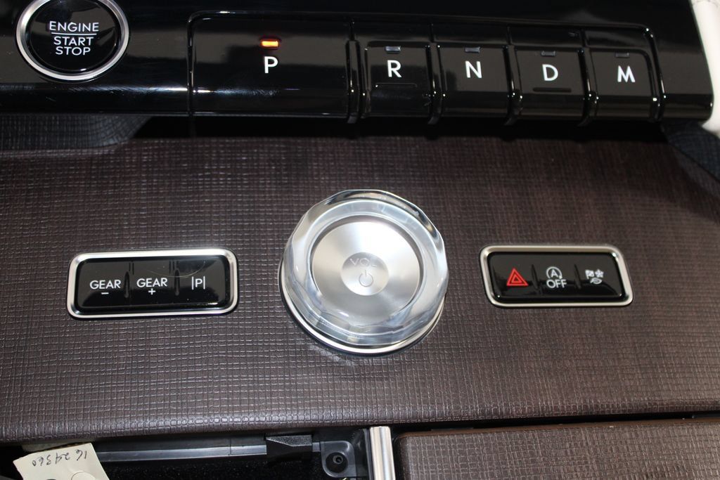 New 2027 Lincoln Navigator Premiere RWD image 48