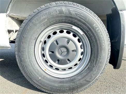 New 2025 Mercedes-Benz Sprinter 2500 image 2