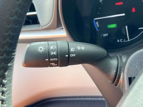 Used 2024 Toyota Sienna XLE w/ XLE Plus Package AWD/4WD image 23