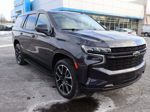 Used 2024 Chevrolet Tahoe RST image 2