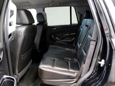 Used 2017 Chevrolet Tahoe LT image 12