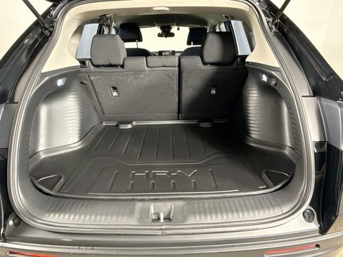 Certified 2025 Honda HR-V LX image 31