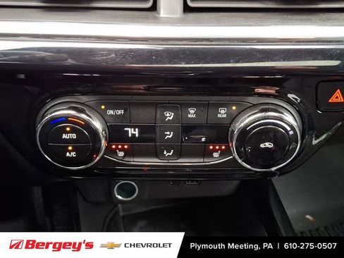 Certified 2024 Chevrolet Trax RS w/ Sunroof Package image 19