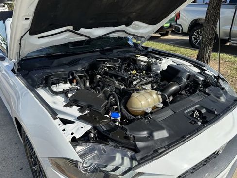 Used 2022 Ford Mustang Premium image 25