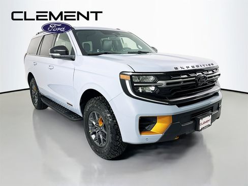 New 2026 Ford Expedition Tremor image 3