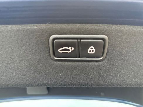 Used 2015 Hyundai Genesis 3.8 w/ Option Group 04 image 14