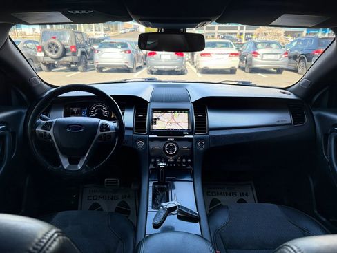 Used 2015 Ford Taurus SHO w/ Equipment Group 401A AWD/4WD image 11