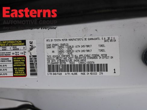 Used 2024 Toyota Tacoma SR RWD image 31