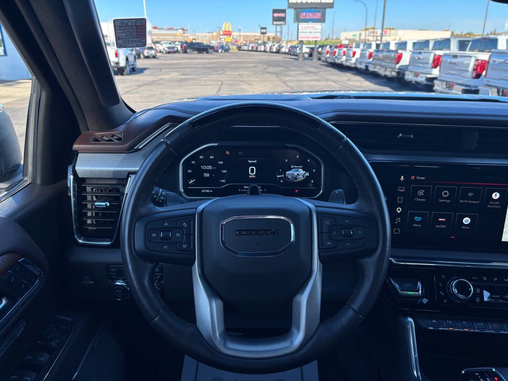 Used 2023 GMC Sierra 1500 Denali w/ Technology Package AWD/4WD image 20