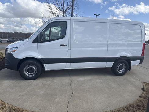 New 2025 Mercedes-Benz Sprinter 2500 image 6