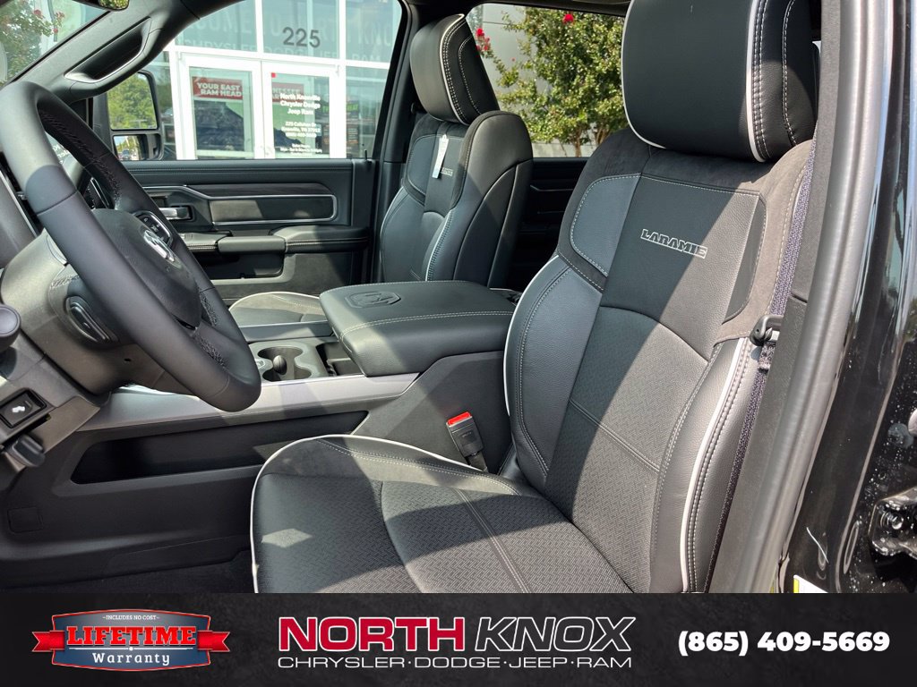 New 2027 RAM 2500 Laramie AWD/4WD image 4
