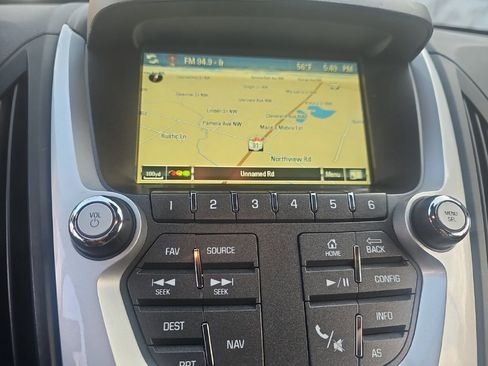 Used 2016 Chevrolet Equinox LTZ w/ Enhanced Convenience Package image 17