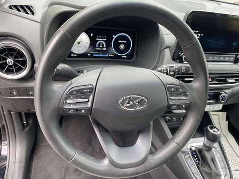 Used 2023 Hyundai Kona Limited FWD image 14