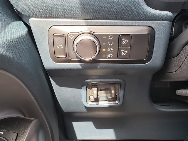 Used 2025 Ford Maverick Lariat w/ Black Appearance Package AWD/4WD image 19