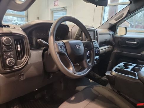 Used 2022 Chevrolet Silverado 1500 Custom Trail Boss image 12
