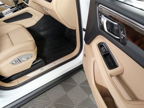 New 2026 Porsche Macan S image 26