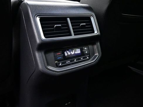 Used 2024 Volkswagen Atlas SEL Premium R-Line AWD/4WD image 37