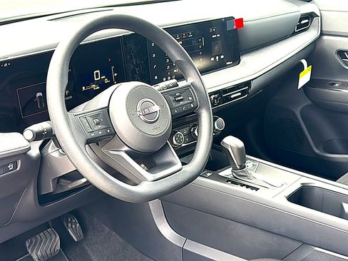 New 2026 Nissan Kicks S FWD image 9