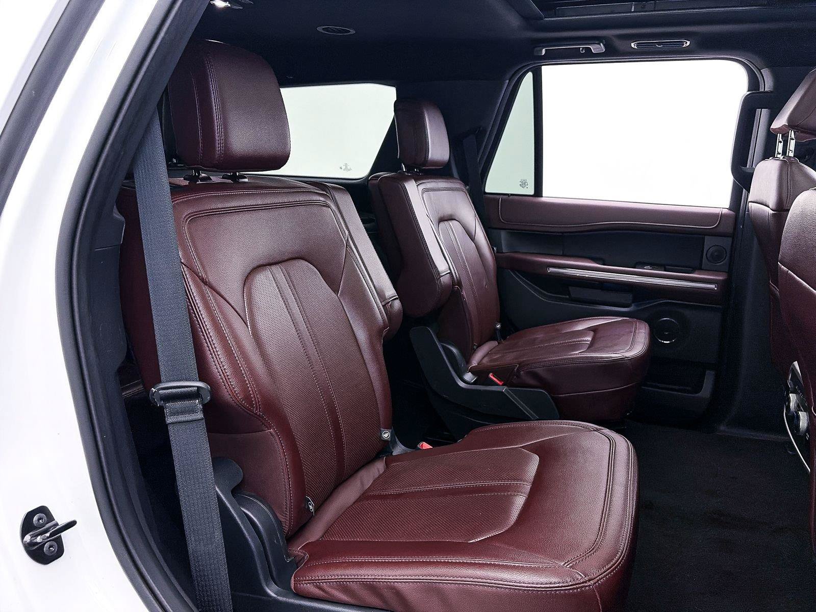 Used 2024 Ford Expedition Limited AWD/4WD image 37
