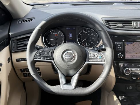 Used 2019 Nissan Rogue SL image 12