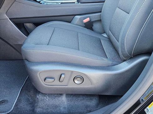 New 2026 Chevrolet Traverse LT image 4