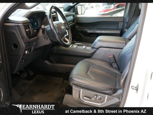 Used 2022 Ford Expedition Platinum AWD/4WD image 4