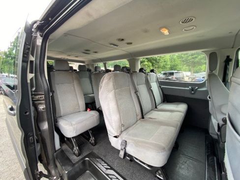 Used 2017 Ford Transit 350 XL RWD image 17