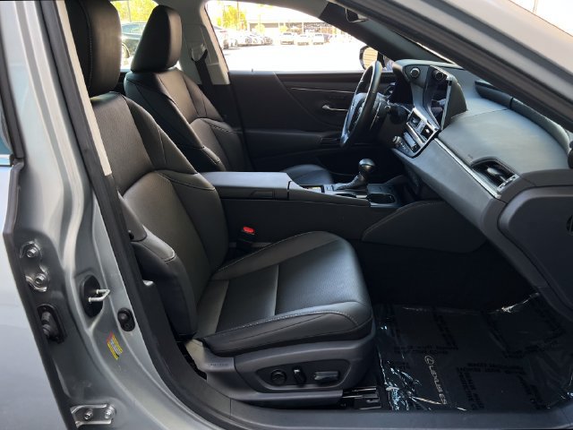 Used 2025 Lexus ES 350 w/ Premium Package FWD image 39