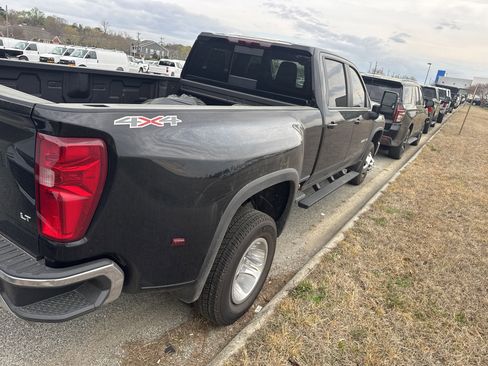 Certified 2026 Chevrolet Silverado 3500 LT w/ Safety Package image 10