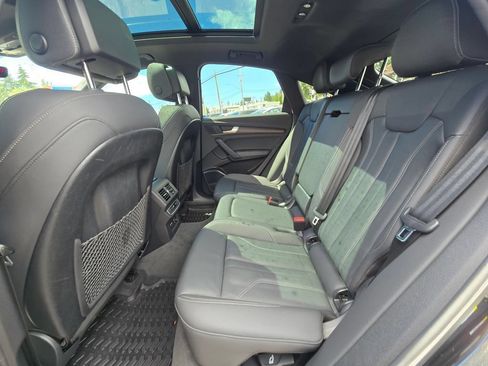 Used 2021 Audi Q5 2.0T Premium Plus AWD/4WD image 16