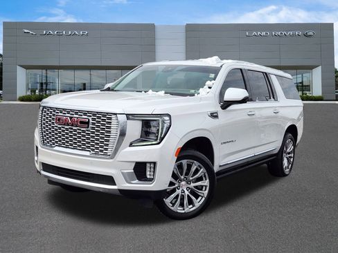 Used 2023 GMC Yukon XL Denali w/ Denali Reserve Package image 1