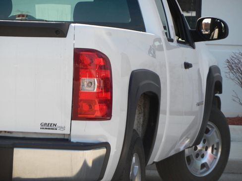 Used 2007 Chevrolet Silverado 1500 W/T image 17