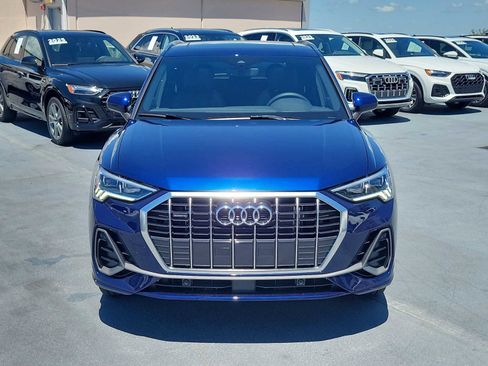 New 2025 Audi Q3 2.0T Premium image 9