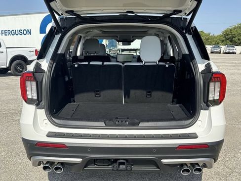 Used 2025 Ford Explorer Platinum w/ Ultimate Package AWD/4WD image 25