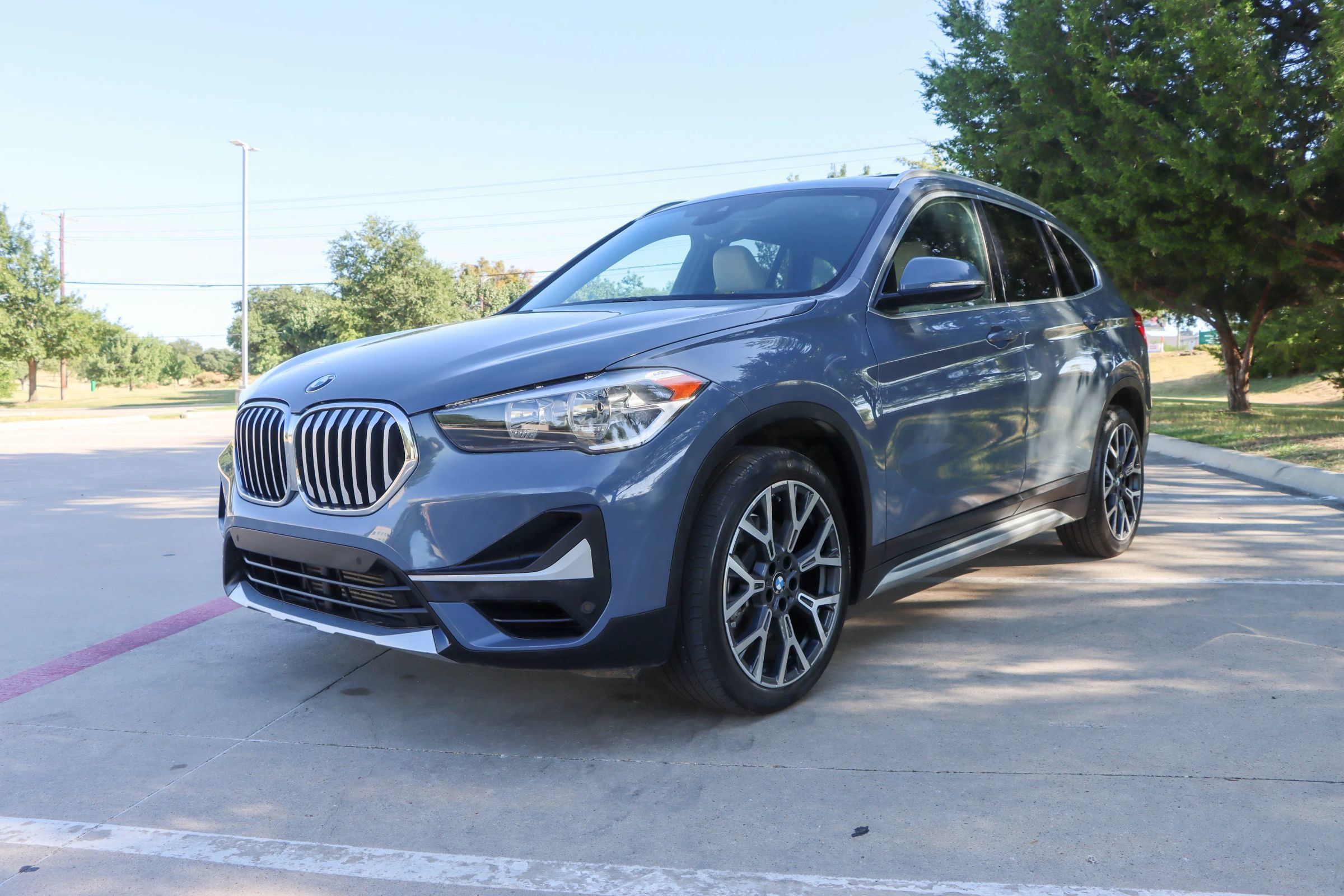 Used 2021 BMW X1 sDrive28i w/ Convenience Package FWD image 3
