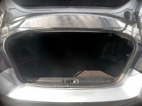 Used 2019 Subaru Legacy 2.5i image 10