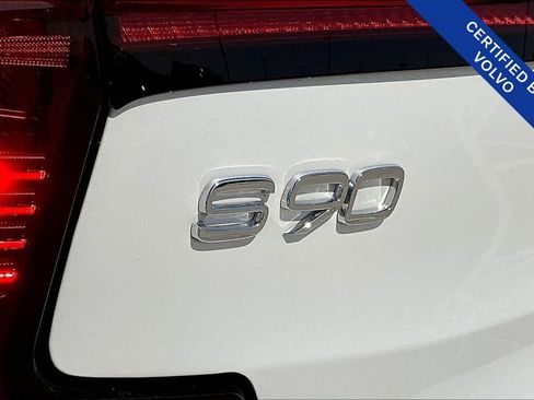 Certified 2024 Volvo S90 T8 Ultimate w/ Lounge Package image 41