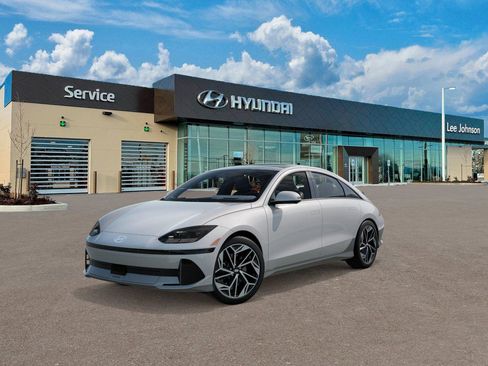 New 2025 Hyundai Ioniq 6 Limited image 1
