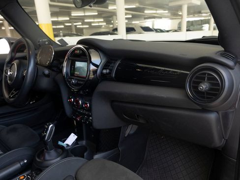 Used 2021 MINI Cooper S w/ 6.5" Touchscreen Package FWD image 21