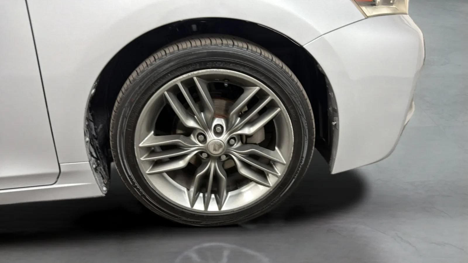 Used 2013 Lexus CT 200h w/ Premium Pkg w/Navigation FWD image 24