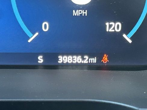 Used 2022 Ford F150 Lariat w/ Trailer Tow Package image 19