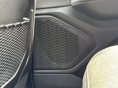 New 2025 Jeep Grand Cherokee Laredo X w/ Luxury Tech Group I image 18