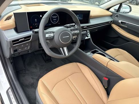 New 2026 Hyundai Sonata Limited image 24