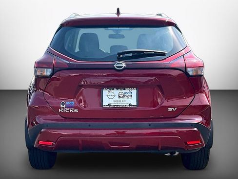 Certified 2023 Nissan Kicks SV FWD image 3