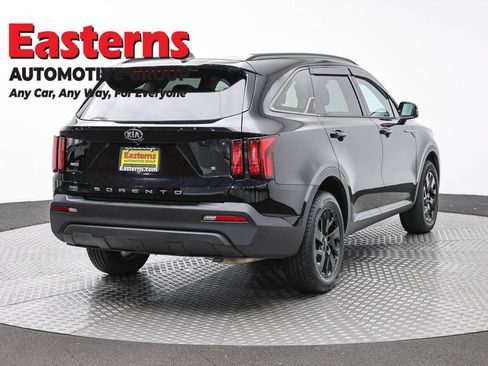 Used 2021 Kia Sorento S w/ Panoramic Sunroof Package AWD/4WD image 5
