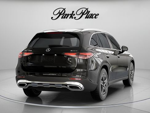 Used 2026 Mercedes-Benz GLC 300 4MATIC image 18