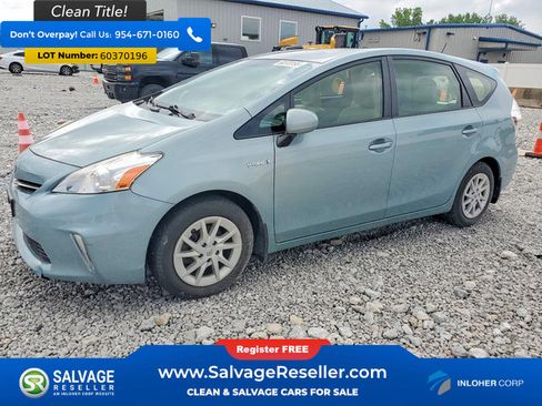 Used 2014 Toyota Prius V Three FWD image 1